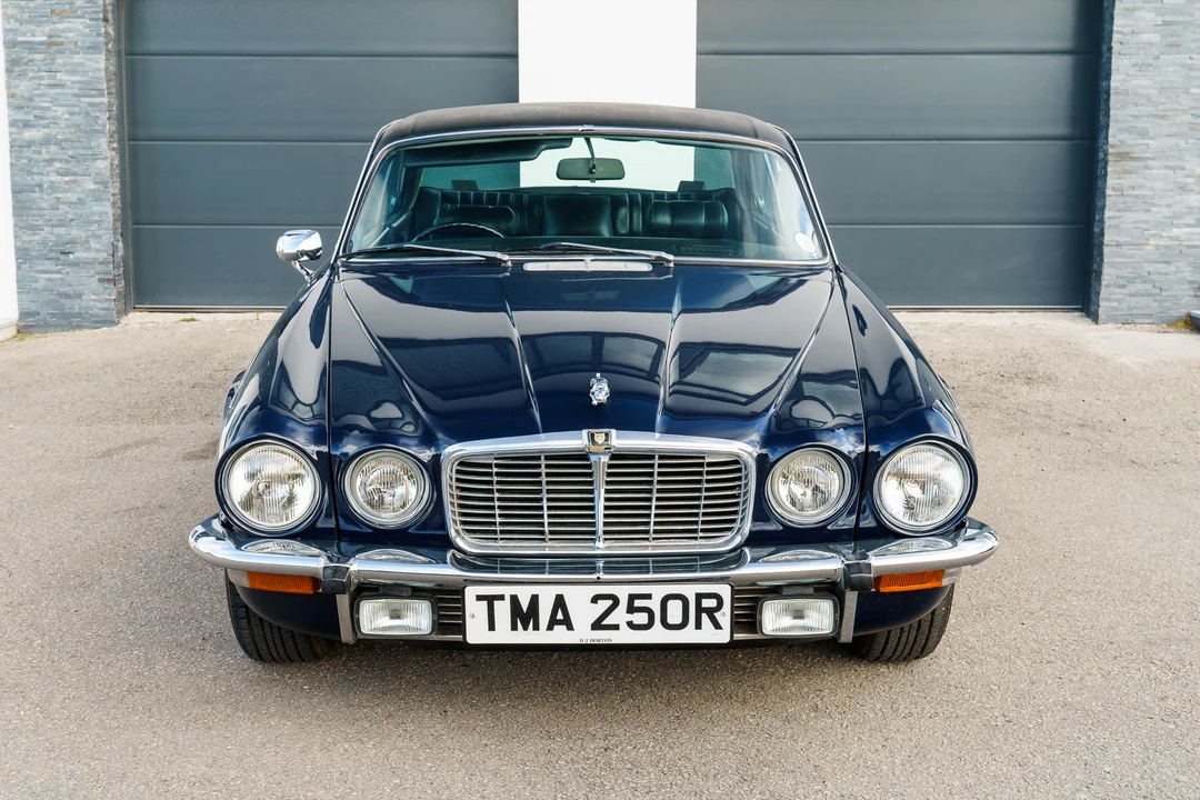1976 Jaguar XJ Coupe - Image 8 of 31
