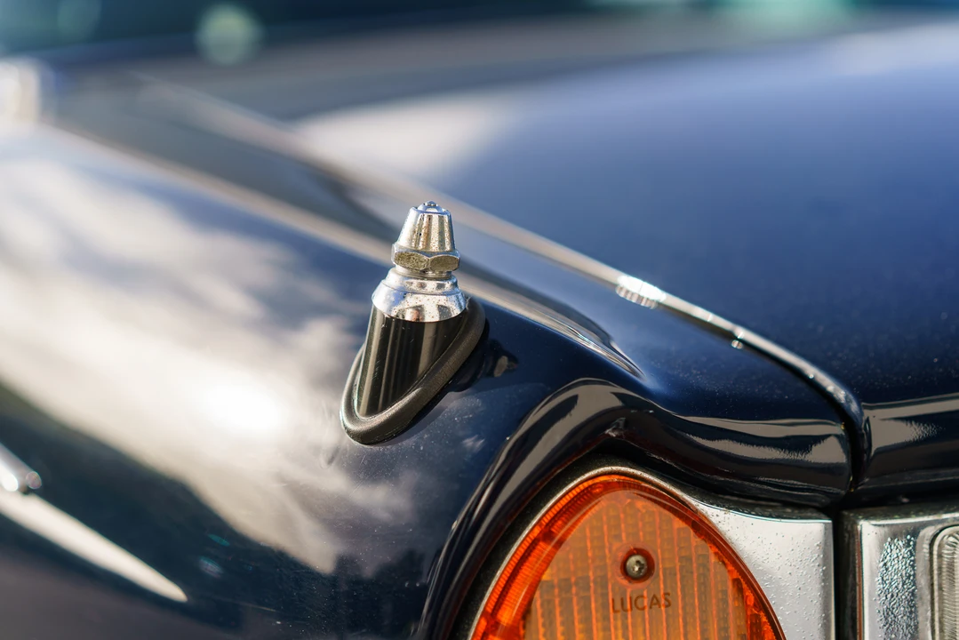 1976 Jaguar XJ Coupe - Image 23 of 31