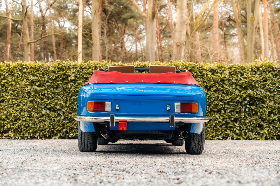 1976 Jensen Interceptor - Image 16 of 31