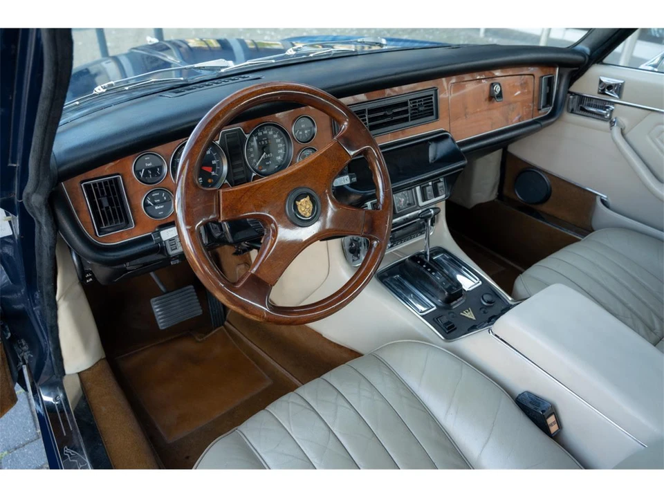 1976 Jaguar XJ Series 2 - Image 6 of 11