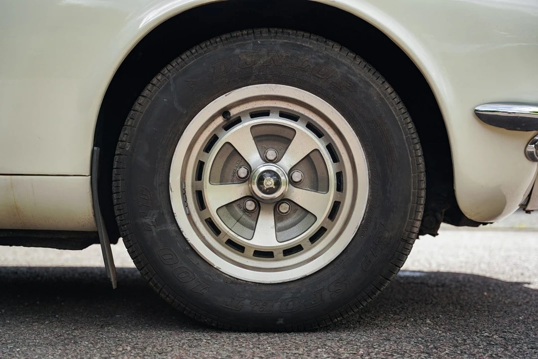 1976 Jaguar XJ Coupe - Image 28 of 30