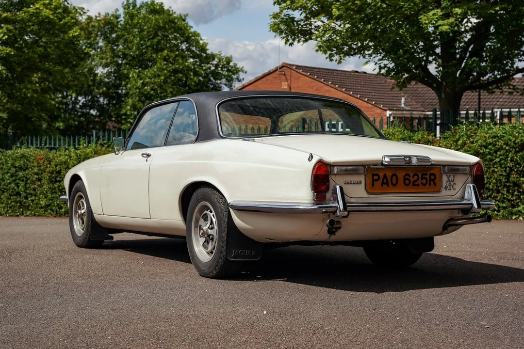 1976 Jaguar XJ Coupe - Image 25 of 30