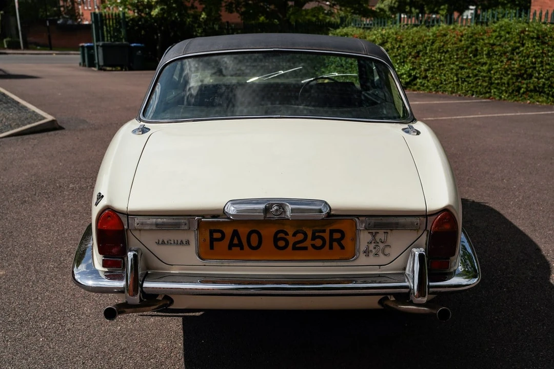 1976 Jaguar XJ Coupe - Image 23 of 30