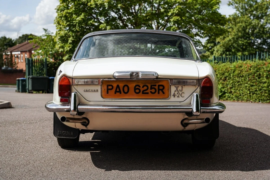 1976 Jaguar XJ Coupe - Image 22 of 30