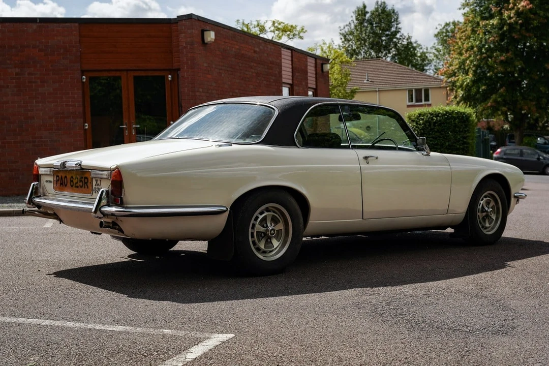 1976 Jaguar XJ Coupe - Image 19 of 30