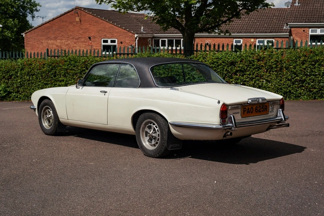 1976 Jaguar XJ Coupe - Image 24 of 30