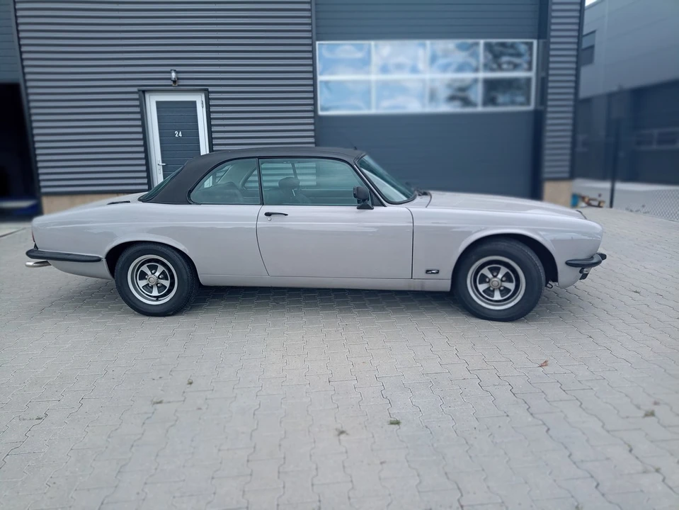 1975 Jaguar XJ Coupe - Image 4 of 30