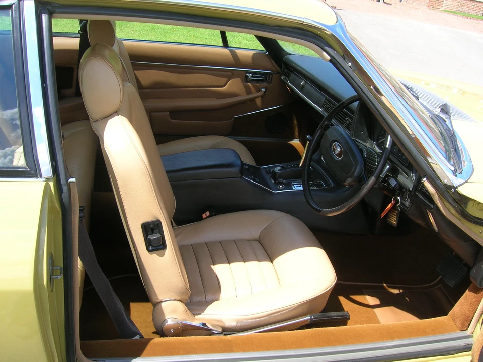 1976 Jaguar XJS Pre-Facelift V12 - Image 3 of 4