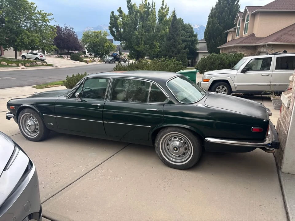 1976 Jaguar XJ Series 2 - Image 2 of 11