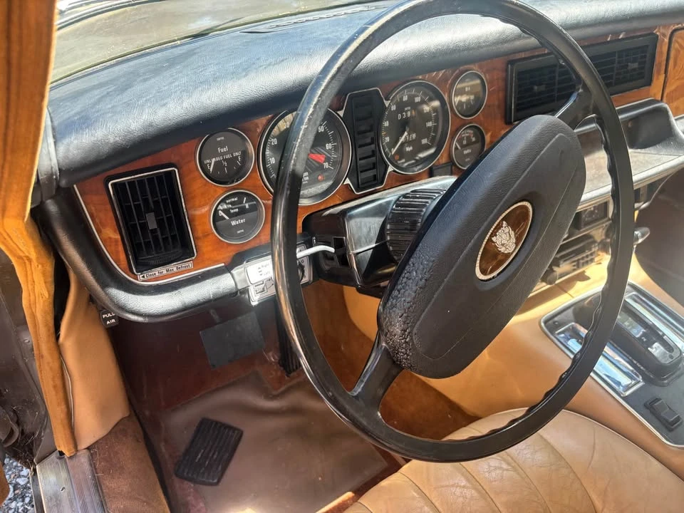 1976 Jaguar XJ Series 2 - Image 10 of 13