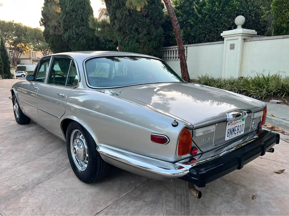 1976 Jaguar XJ Series 2 - Image 2 of 12