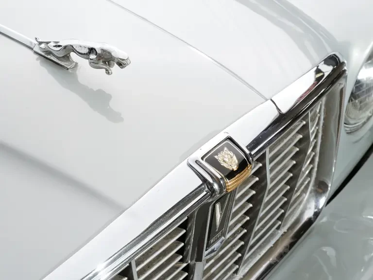 1976 Jaguar XJ Coupe - Image 9 of 11