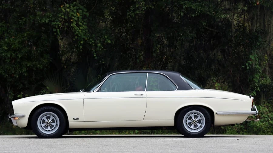 1976 Jaguar XJ Coupe - Image 2 of 12