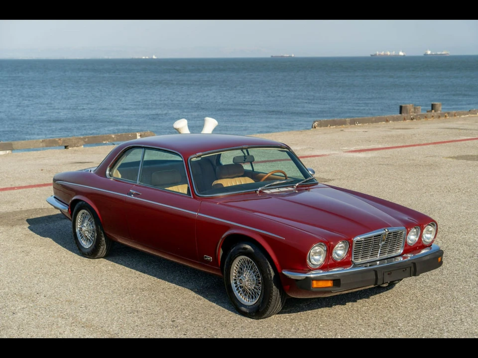 1976 Jaguar XJ Coupe - Image 2 of 31