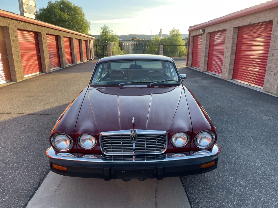 1976 Jaguar XJ Series 2 - Image 2 of 31