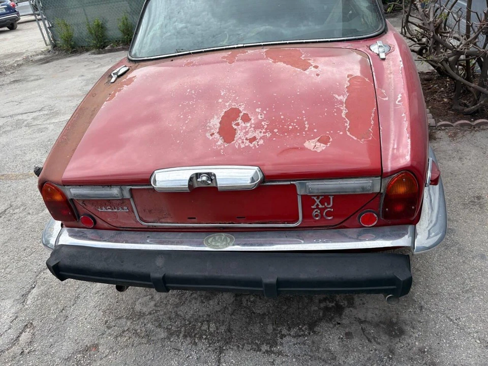 1976 Jaguar XJ Series 2 - Image 3 of 10