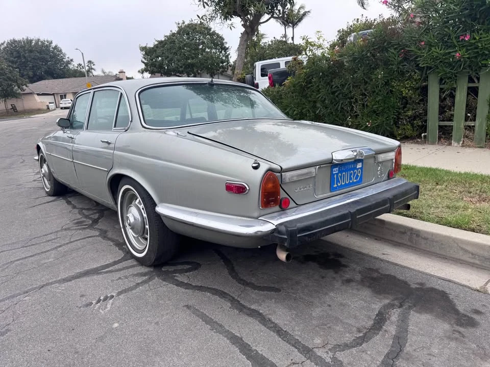 1976 Jaguar XJ Series 2 - Image 2 of 3