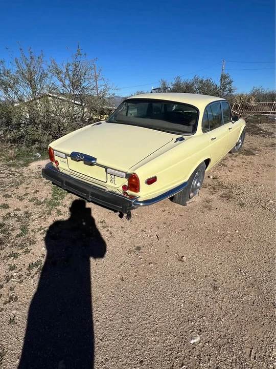 1976 Jaguar XJ Series 2 - Image 2 of 7