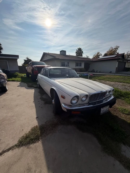 1976 Jaguar XJ Series 2 - Image 2 of 7