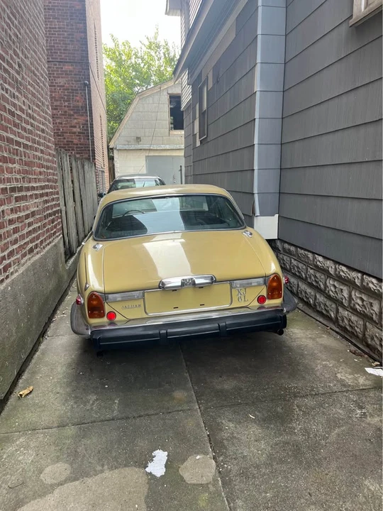 1976 Jaguar XJ Series 2 - Image 5 of 9