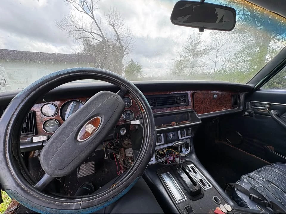 1976 Jaguar XJ Series 2 - Image 14 of 15
