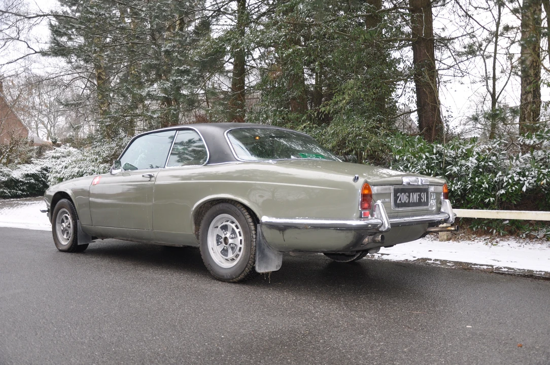 1976 Jaguar XJ Coupe - Image 4 of 7