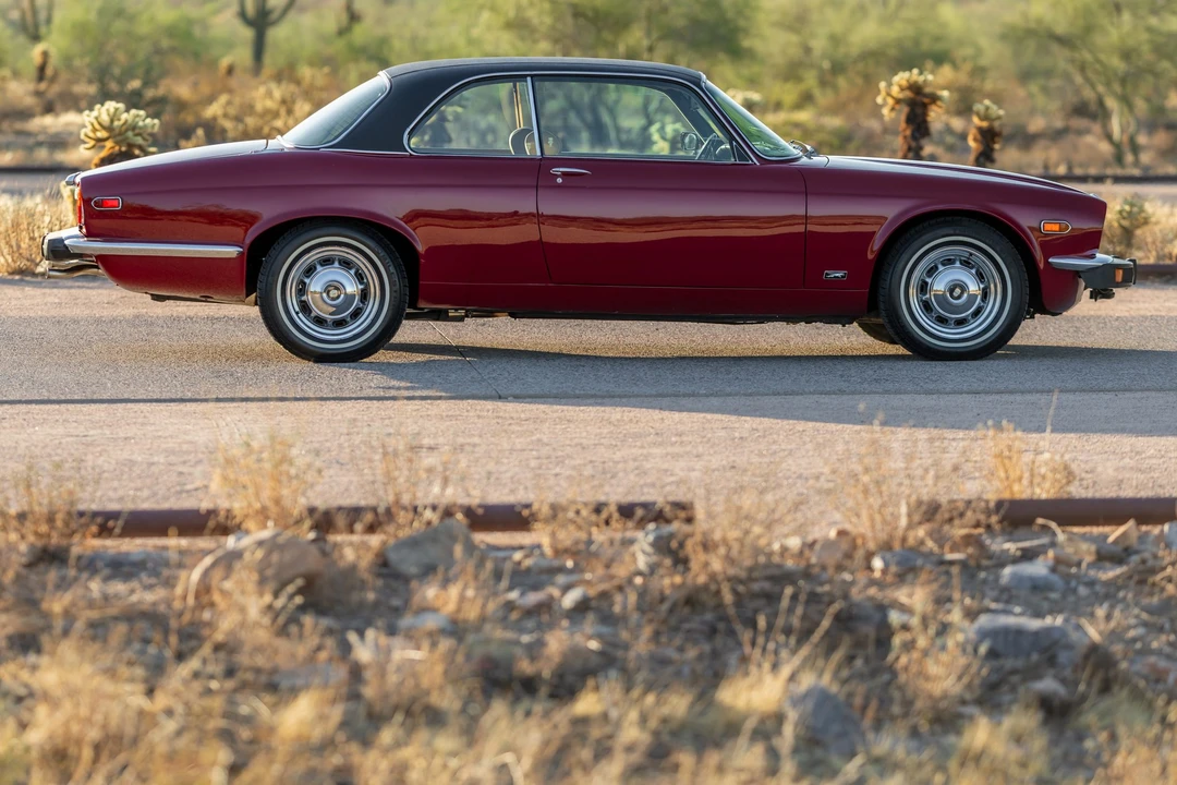 1976 Jaguar XJ Coupe - Image 22 of 31