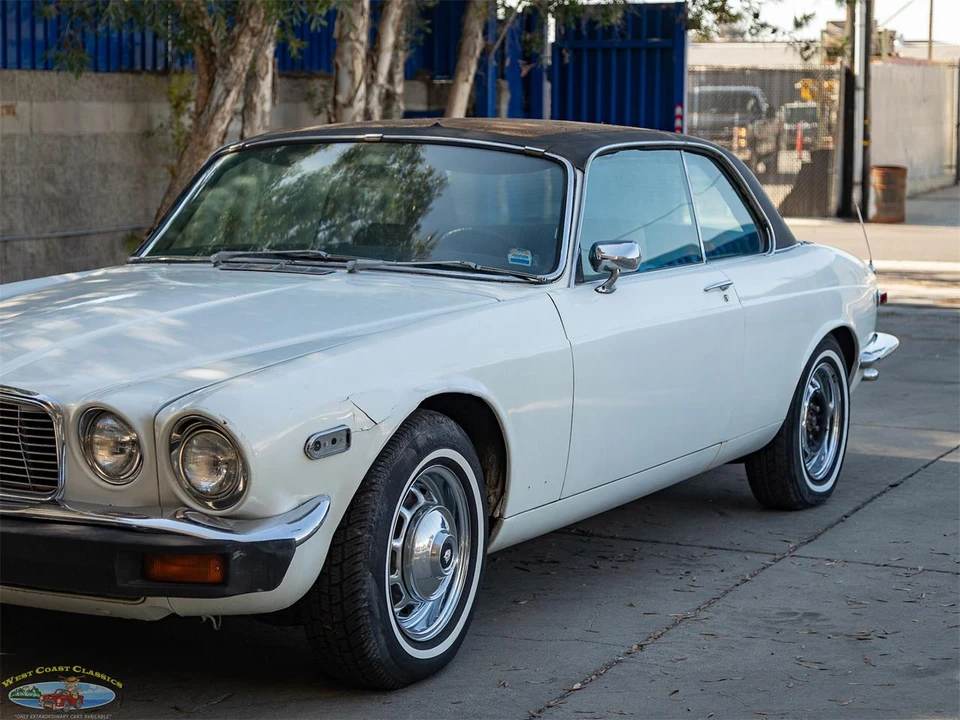 1976 Jaguar XJ Coupe - Image 9 of 31