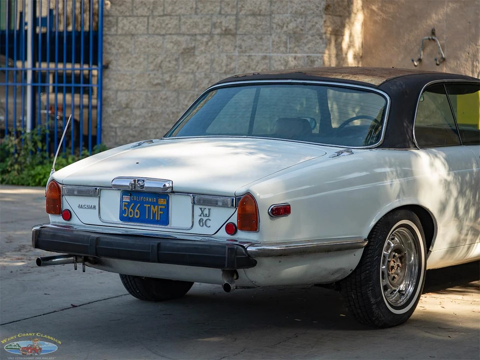 1976 Jaguar XJ Coupe - Image 25 of 31