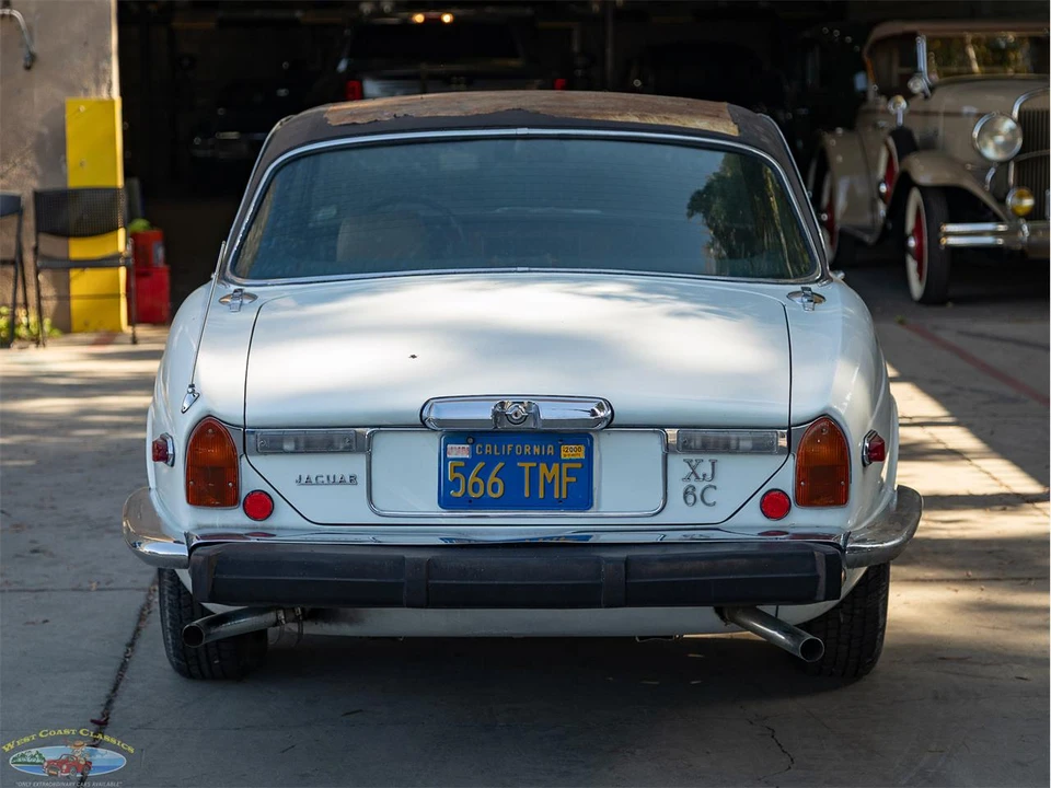 1976 Jaguar XJ Coupe - Image 17 of 31