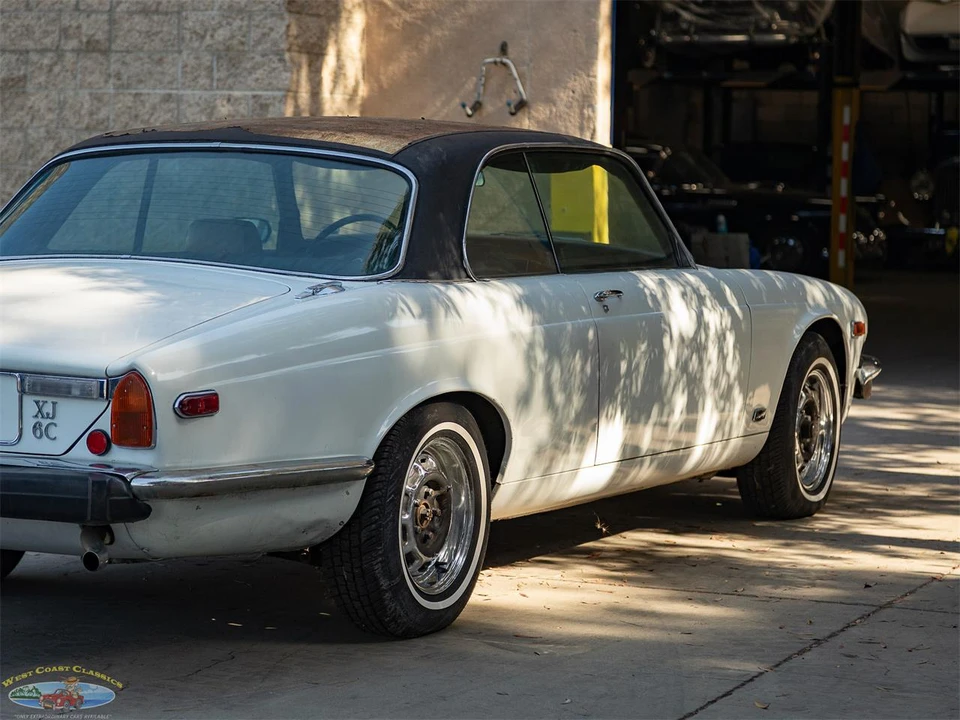 1976 Jaguar XJ Coupe - Image 26 of 31