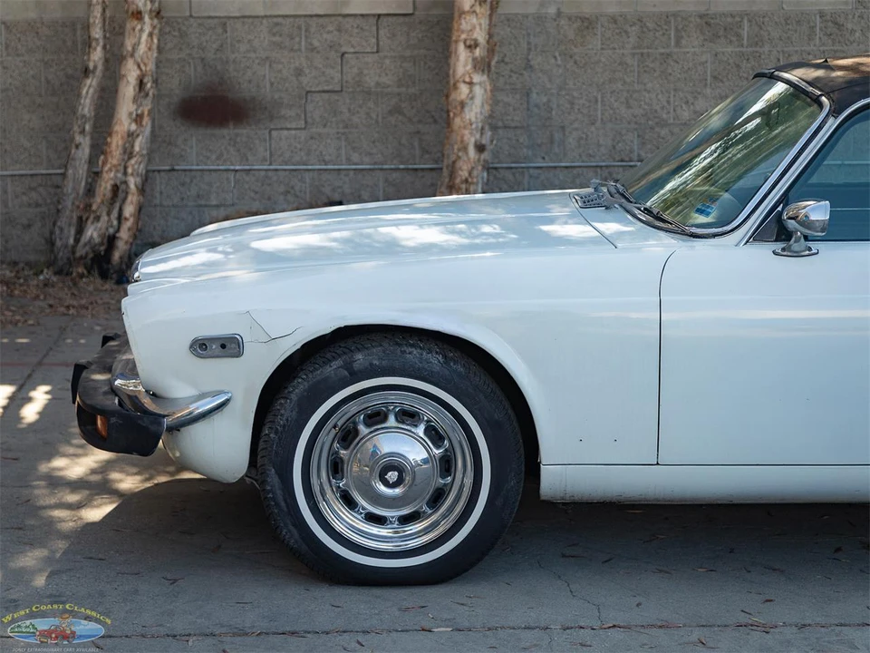 1976 Jaguar XJ Coupe - Image 2 of 31