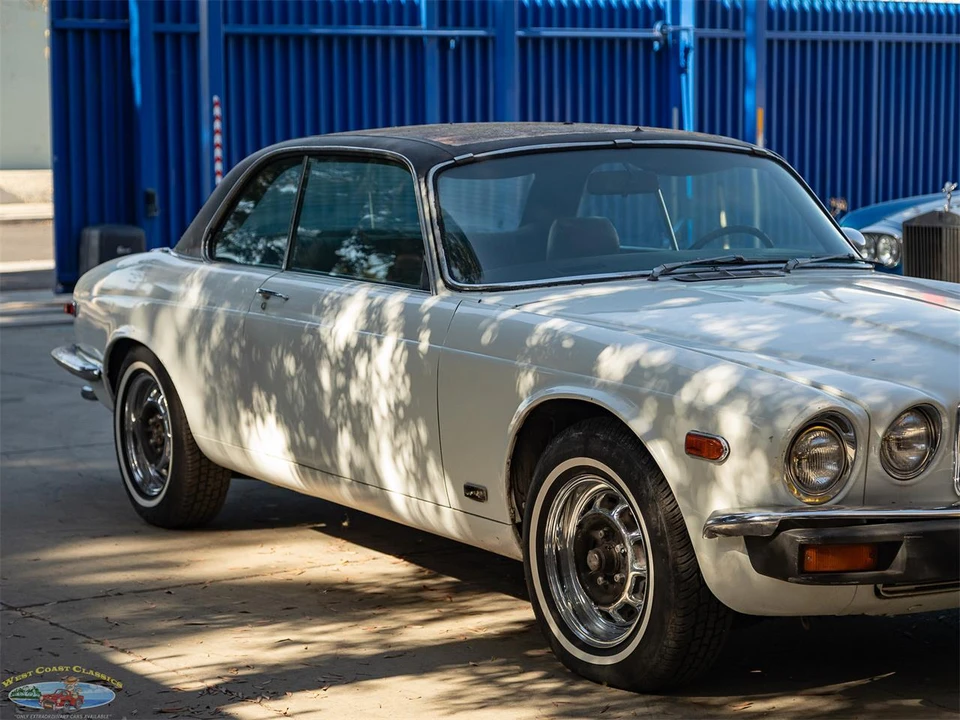 1976 Jaguar XJ Coupe - Image 11 of 31