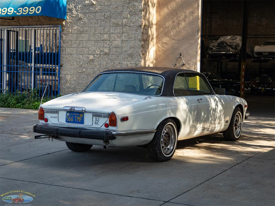 1976 Jaguar XJ Coupe - Image 24 of 31