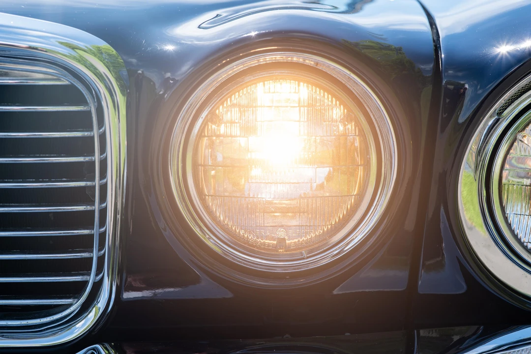1976 Jaguar XJ Coupe - Image 17 of 31