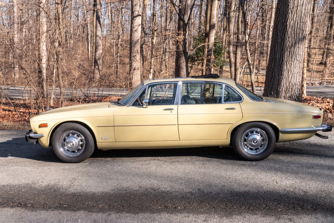 1976 Jaguar XJ Series 2 - Image 6 of 31