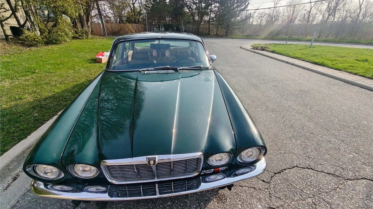 1976 Jaguar XJ Series 2 - Image 2 of 31