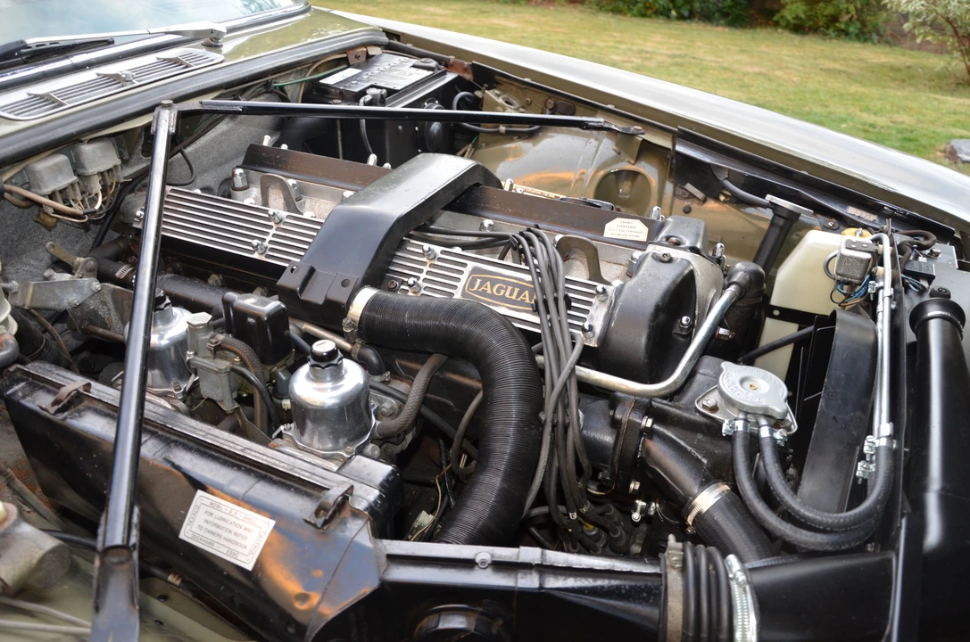 1976 Jaguar XJ Coupe - Image 10 of 10