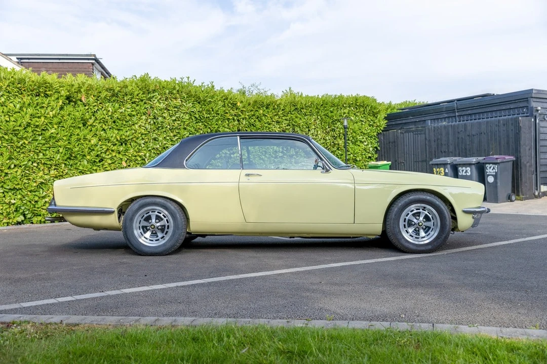 1976 Jaguar XJ Coupe - Image 7 of 30