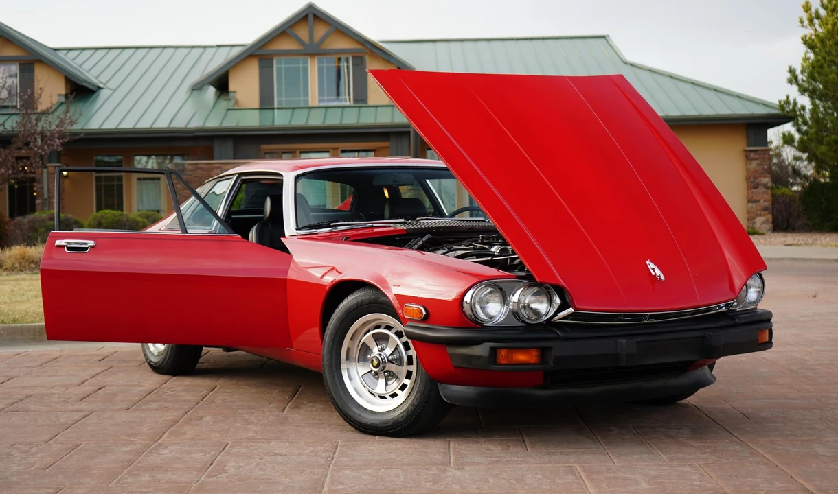 1976 Jaguar XJS Pre-Facelift V12 - Image 13 of 31