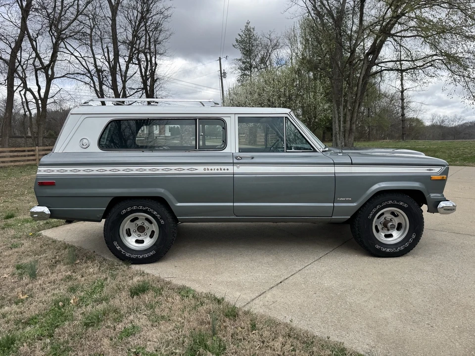 1976 Jeep SJ Cherokee - Image 6 of 21