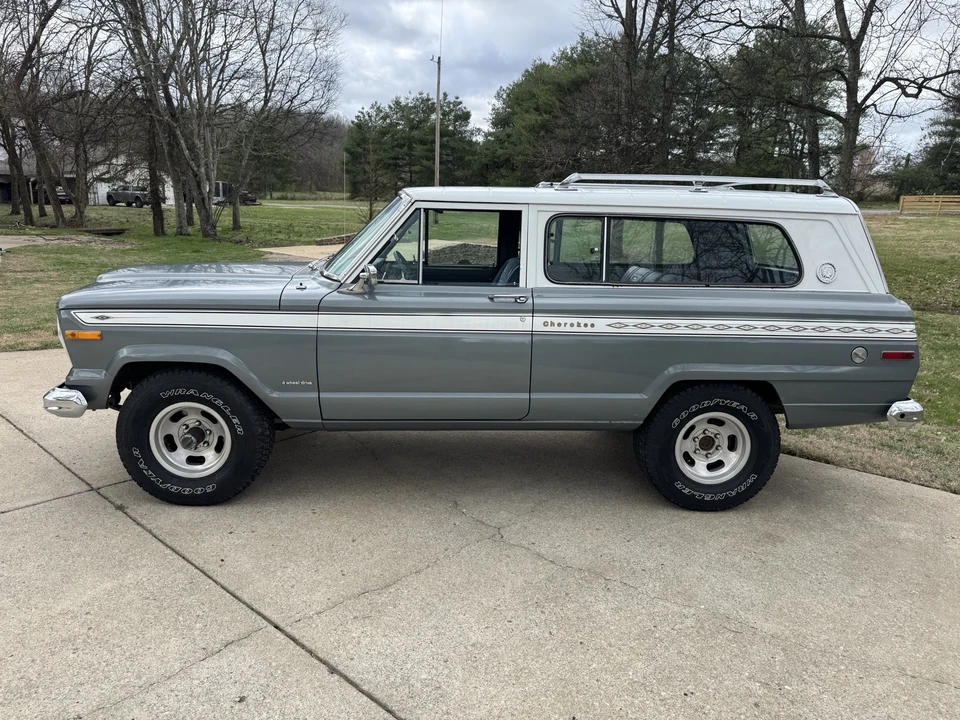 1976 Jeep SJ Cherokee - Image 2 of 21