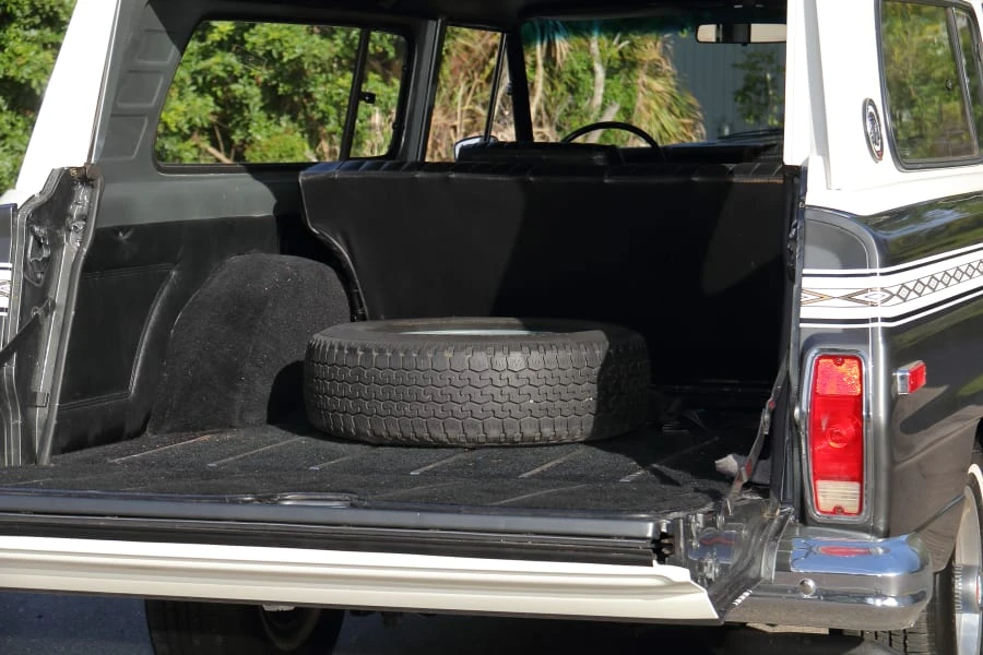1976 Jeep SJ Cherokee - Image 25 of 30