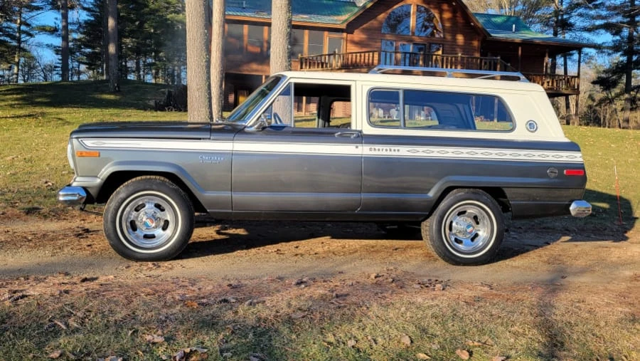 1976 Jeep SJ Cherokee - Image 5 of 24