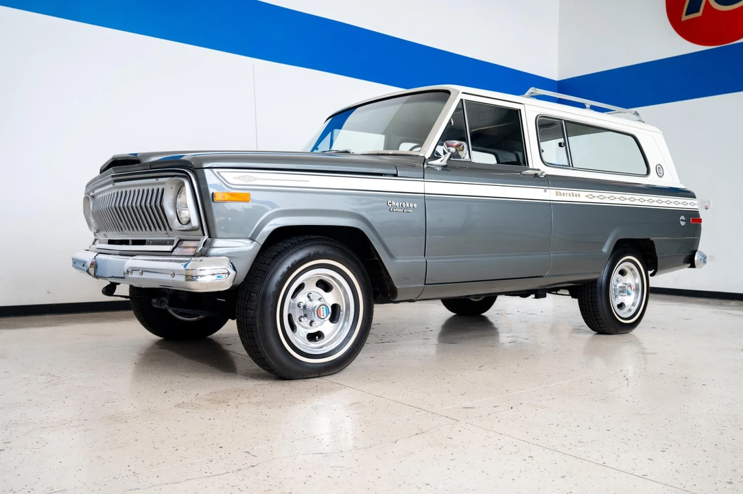 1976 Jeep SJ Cherokee - Image 2 of 31
