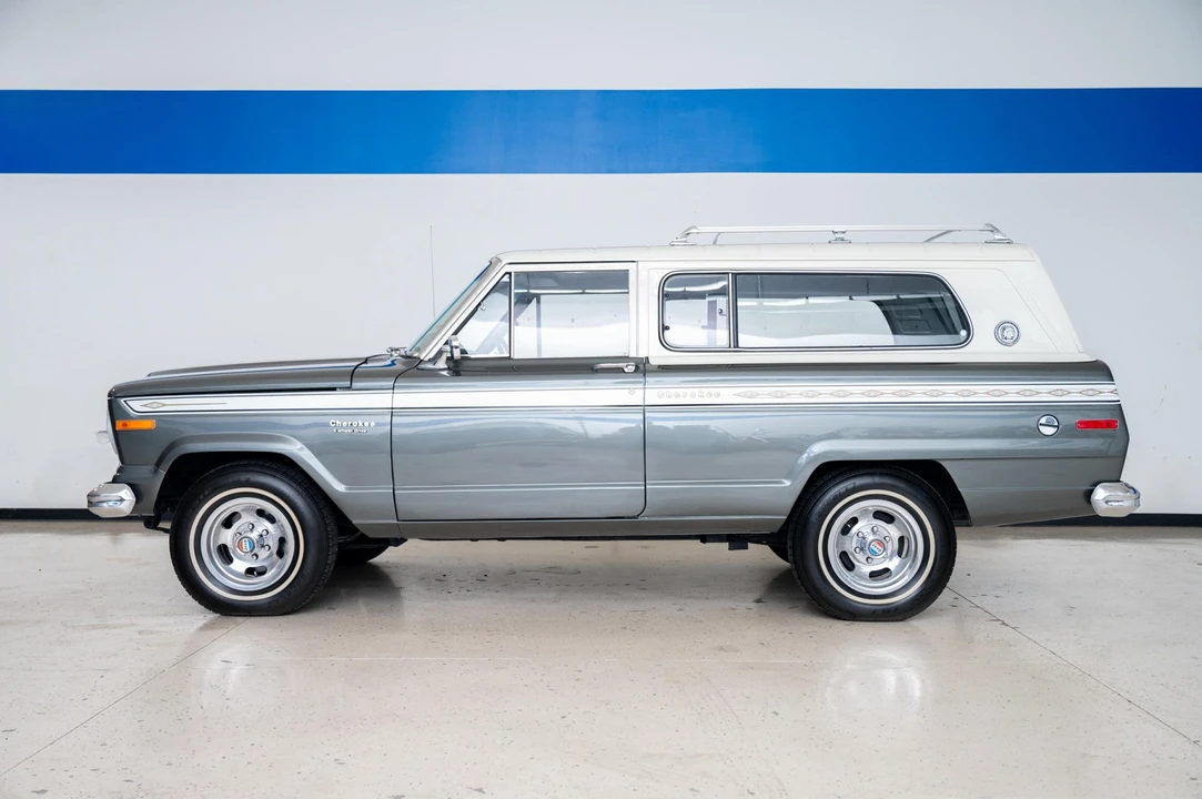 1976 Jeep SJ Cherokee - Image 11 of 31
