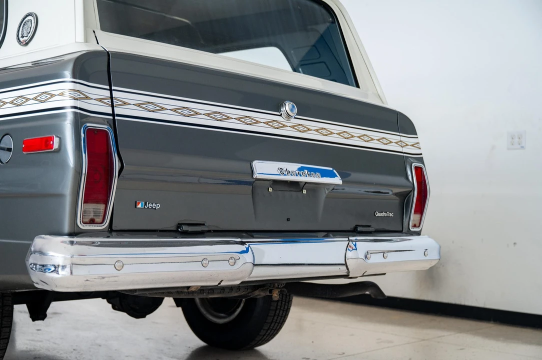 1976 Jeep SJ Cherokee - Image 19 of 31