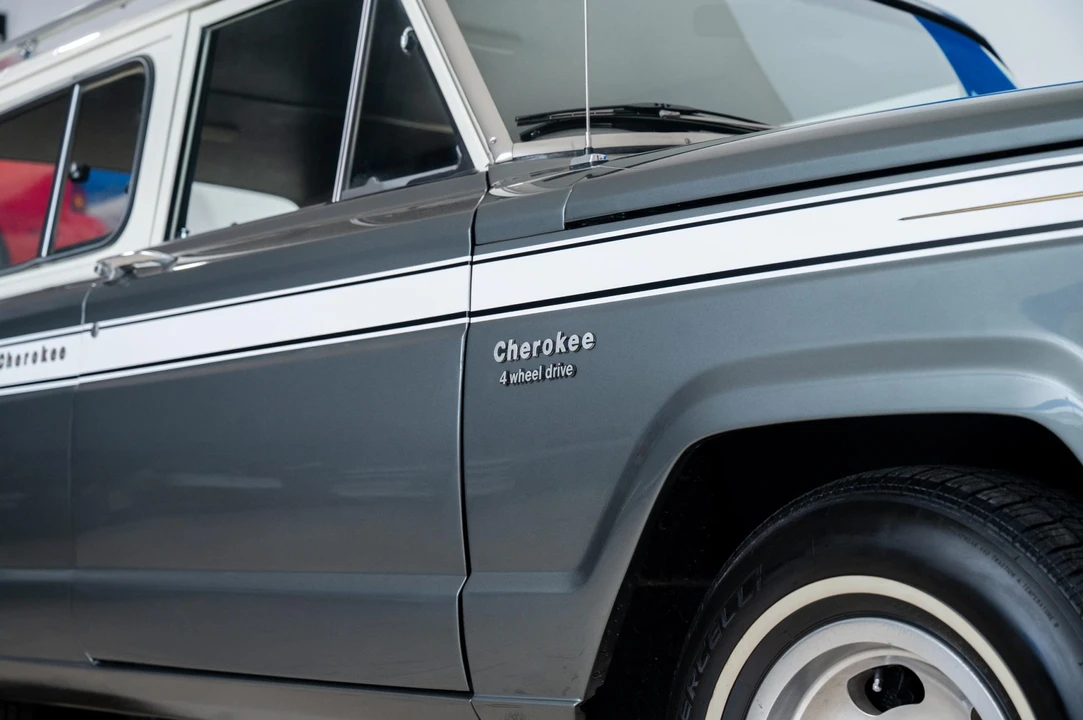 1976 Jeep SJ Cherokee - Image 25 of 31