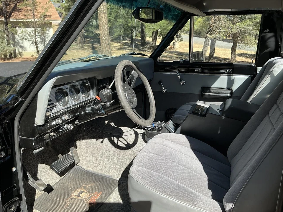 1976 Jeep SJ Gladiator - Image 11 of 31