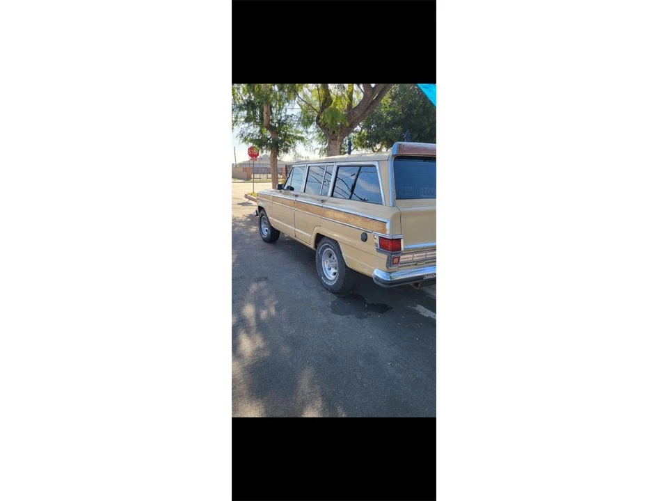 1976 Jeep SJ Wagoneer - Image 9 of 15